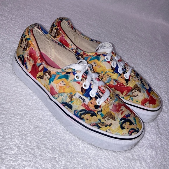 Vans X Disney Princess Multi Princess womens Size 5 All Over Print Shoes Sneaker - Picture 1 of 9